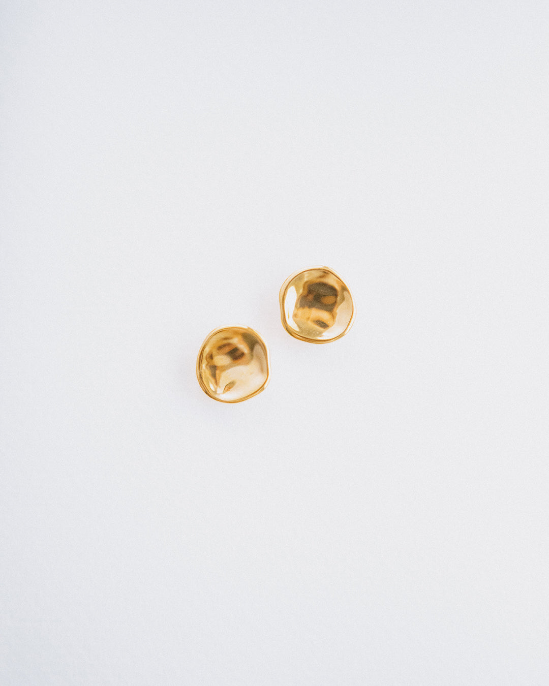 Organic Medium Gold Studs